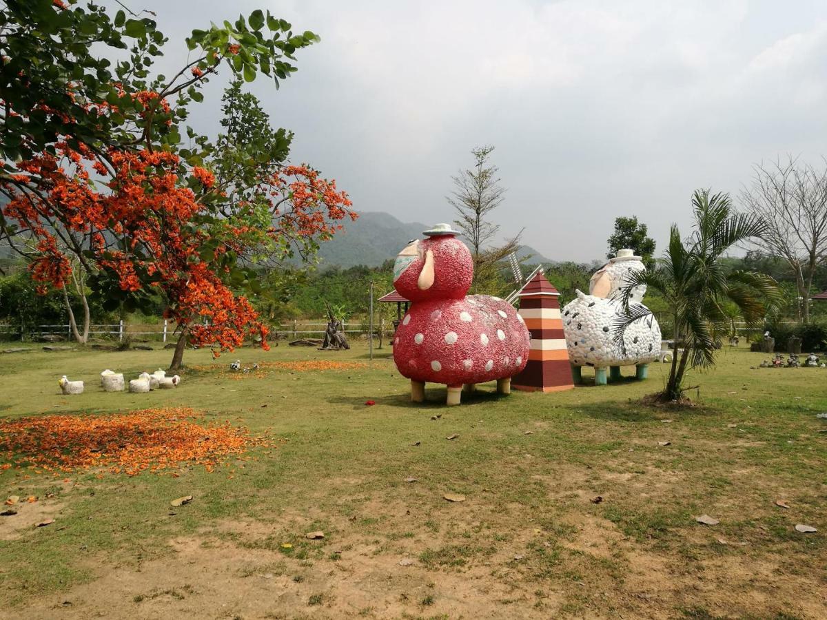 Baan Rai Pray Rung Kaeng Krachan Ban Tha Ling Lom Luaran gambar